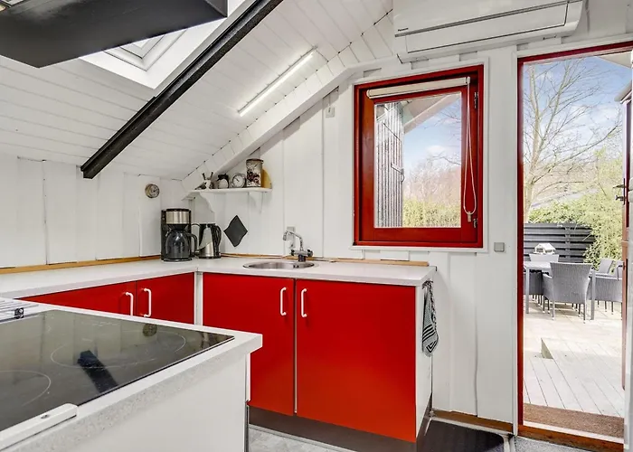 Magnus - 250m To The Fjord By Interhome